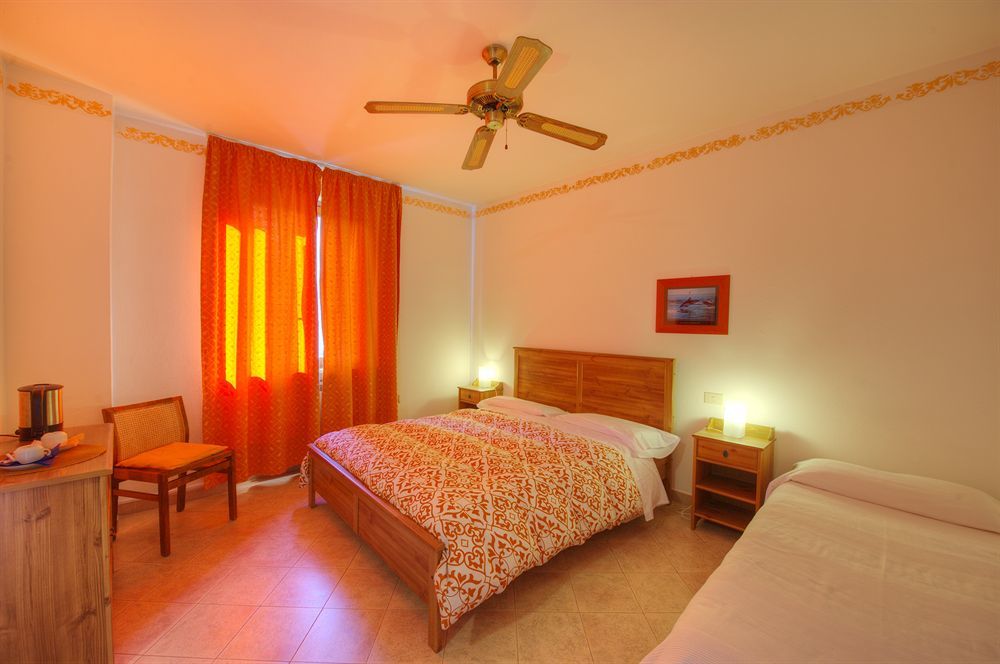 Albergo Al Castello Gavi Exterior photo
